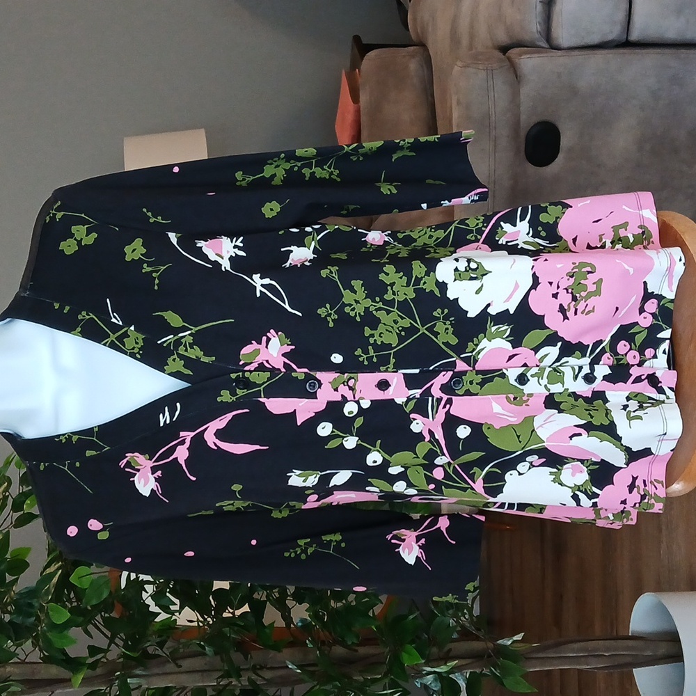 Button Down V Neck Top